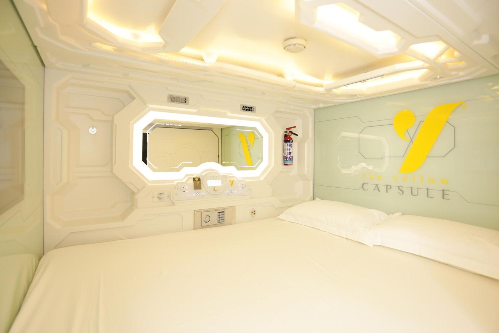 The Yellow Capsule Cancun Close To Airport Ngoại thất bức ảnh
