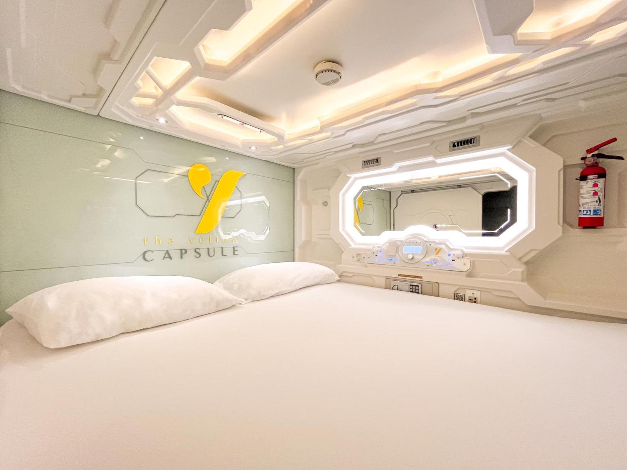 The Yellow Capsule Cancun Close To Airport Ngoại thất bức ảnh